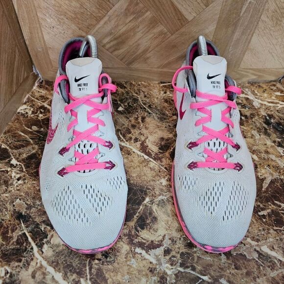 Nike women's Free TR running shoes gray size 10. 092 - Picture 11 of 11
